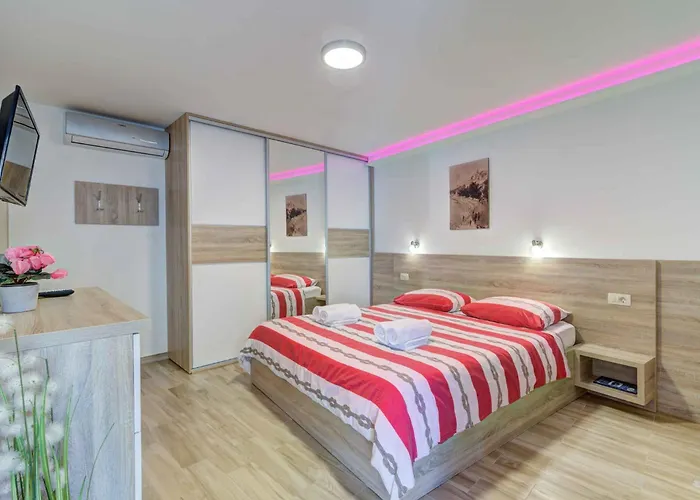 Case de vacanță In 30426