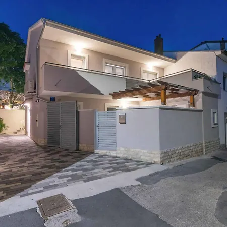 Semesterbostad In 30426