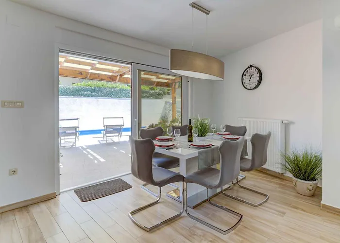 Holiday home In 30426 Novi Vinodolski